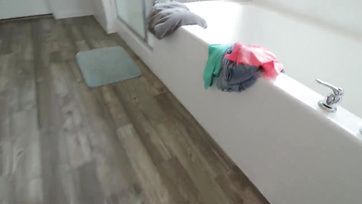 Először csak kifacsarta a mostoha húgom de aztán meg is farkalhattam a lyukacskáját Thumb