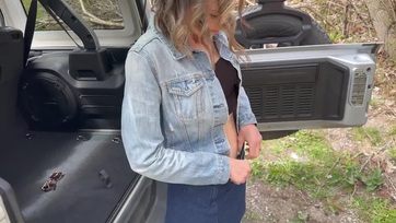 Amíg én vezettem a faszéhes menyasszonyom hátul örömmel megugrálta a legjobb pajtásom dárdáját Thumb